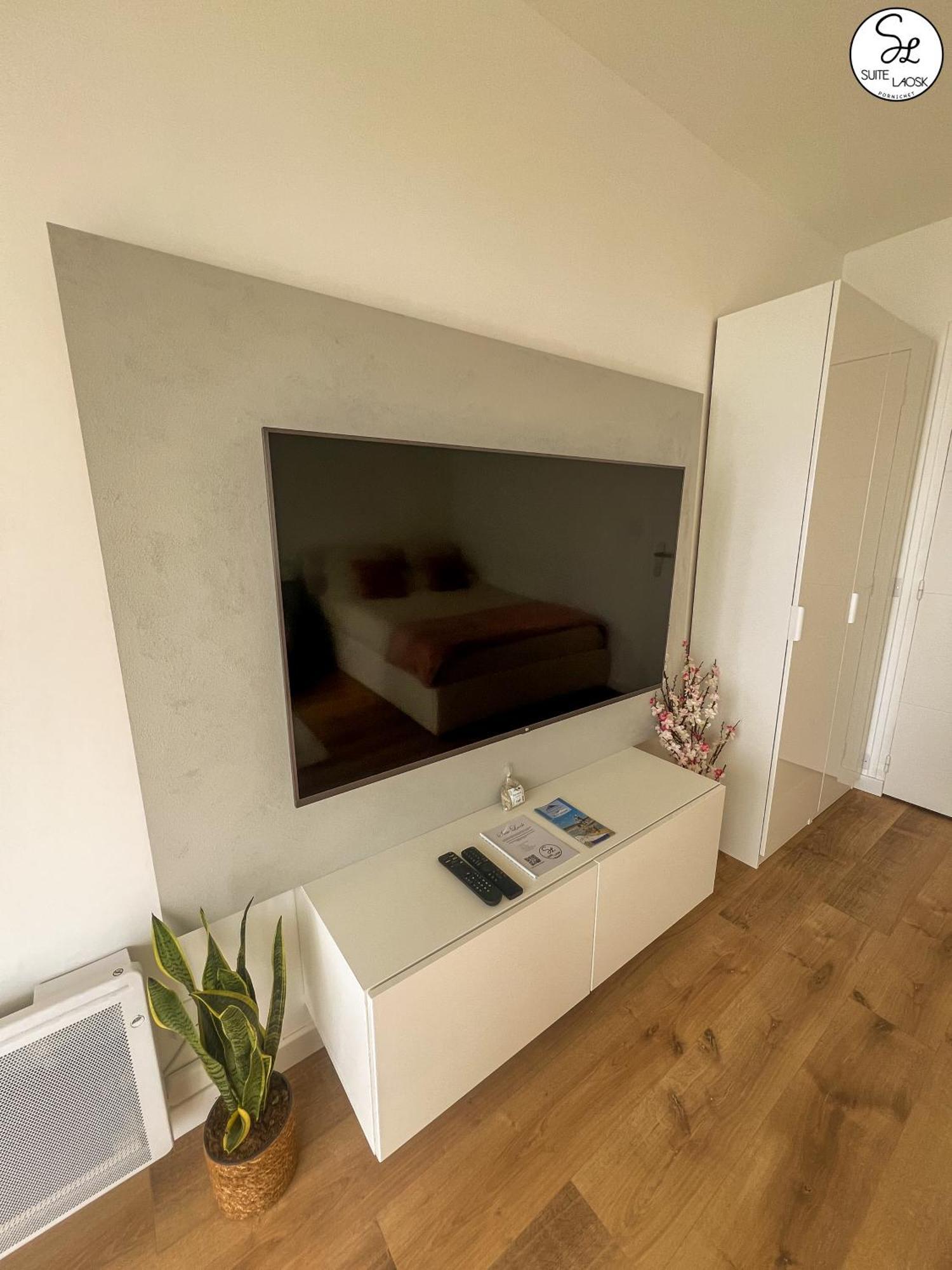 Laosk Apartment *